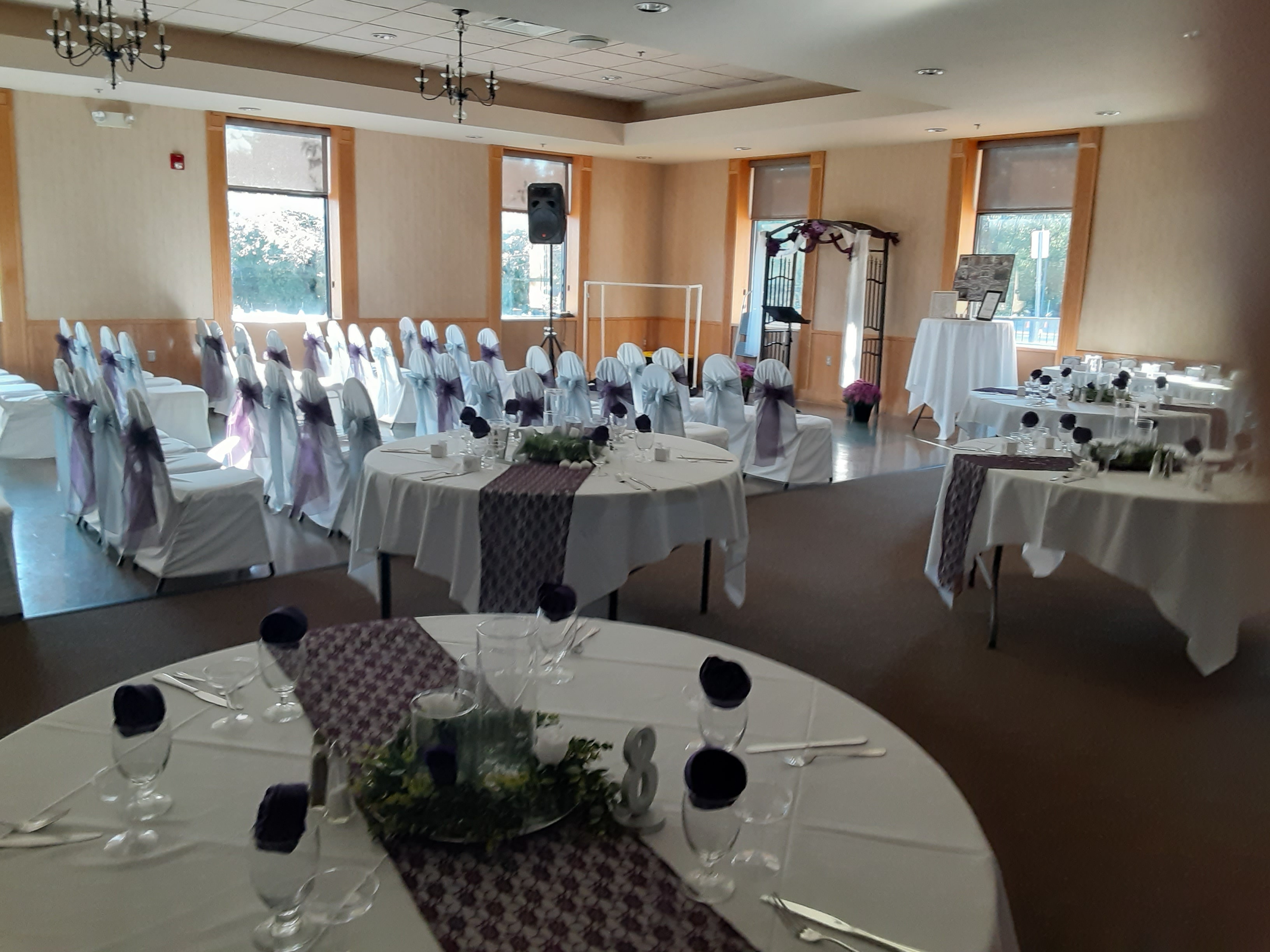 Corporate event networking at banquet venue